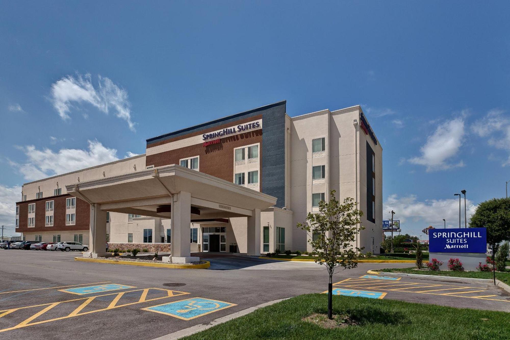 Springhill Suites By Marriott Wichita Airport Zewnętrze zdjęcie