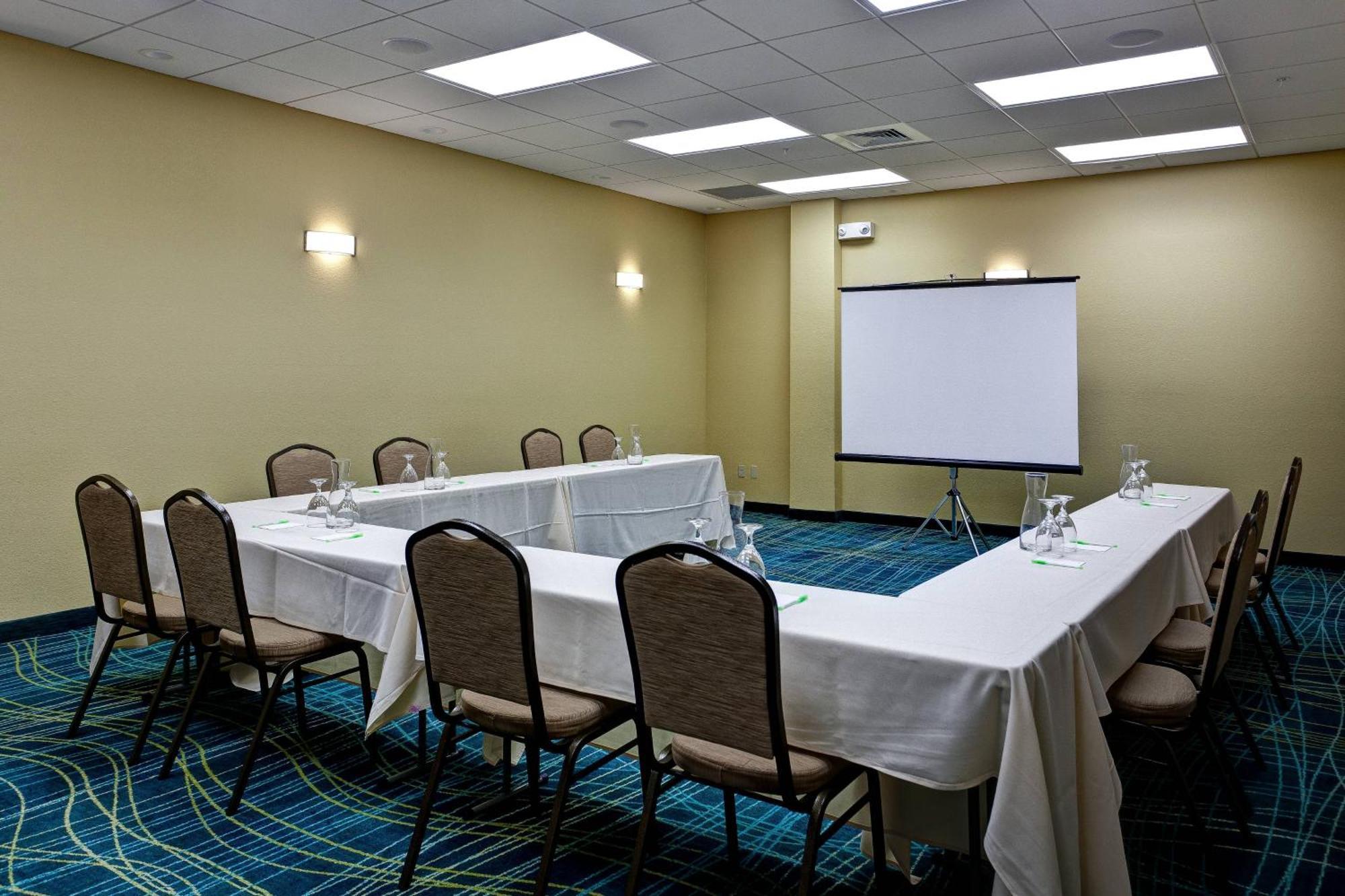 Springhill Suites By Marriott Wichita Airport Zewnętrze zdjęcie