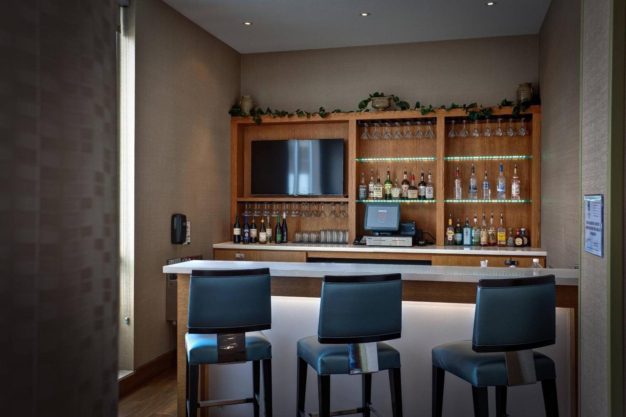 Springhill Suites By Marriott Wichita Airport Zewnętrze zdjęcie