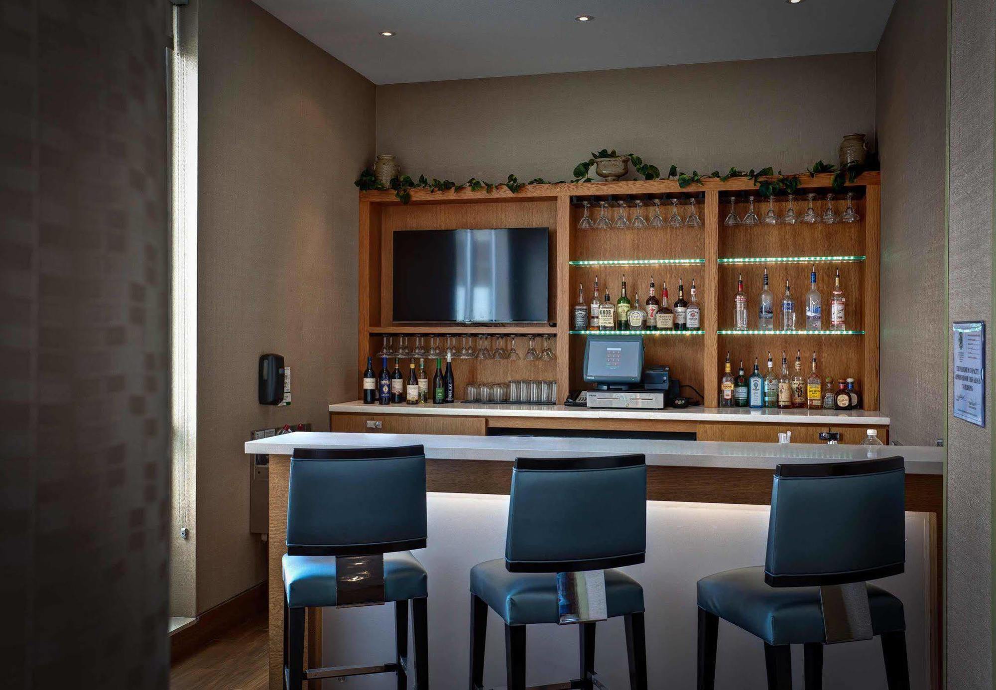 Springhill Suites By Marriott Wichita Airport Zewnętrze zdjęcie